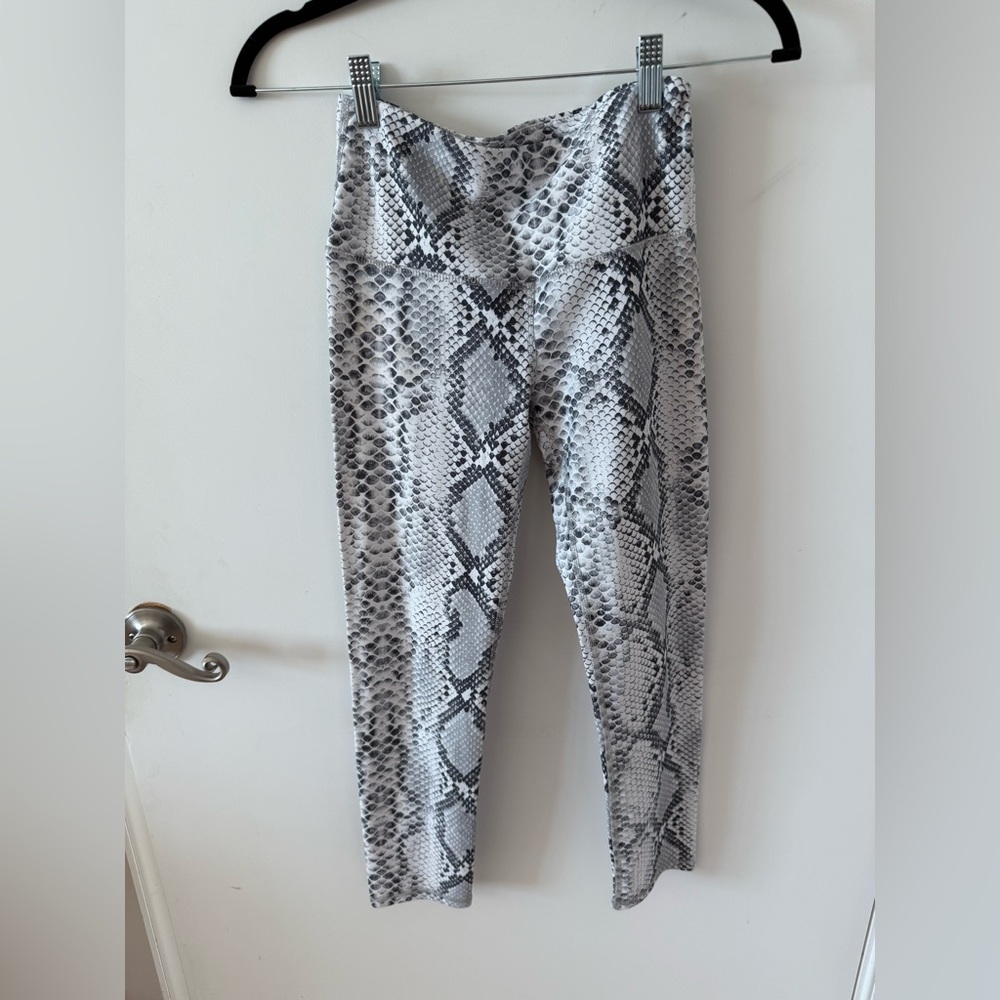 Stylish Snake Print Leggings